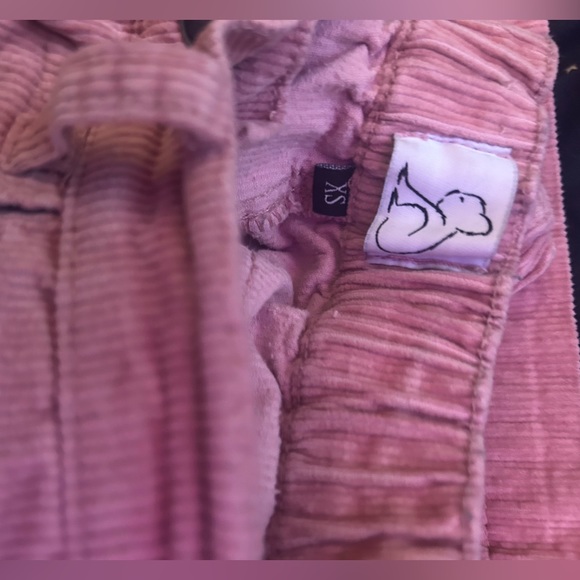 Kuwallatee corduroy high rise, wide leg pants. - Picture 3 of 3